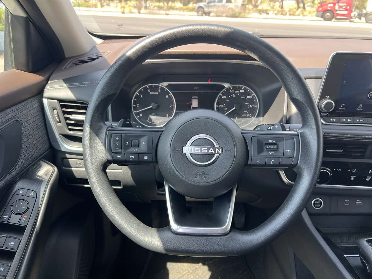 2023 Nissan Rogue S - Photo 12
