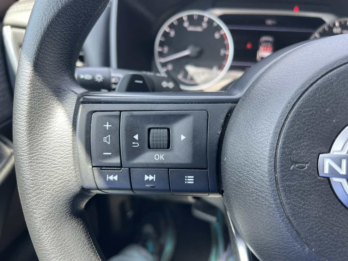 2023 Nissan Rogue S - Photo 14