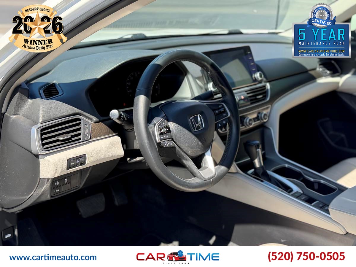 Honda Accord photo 10