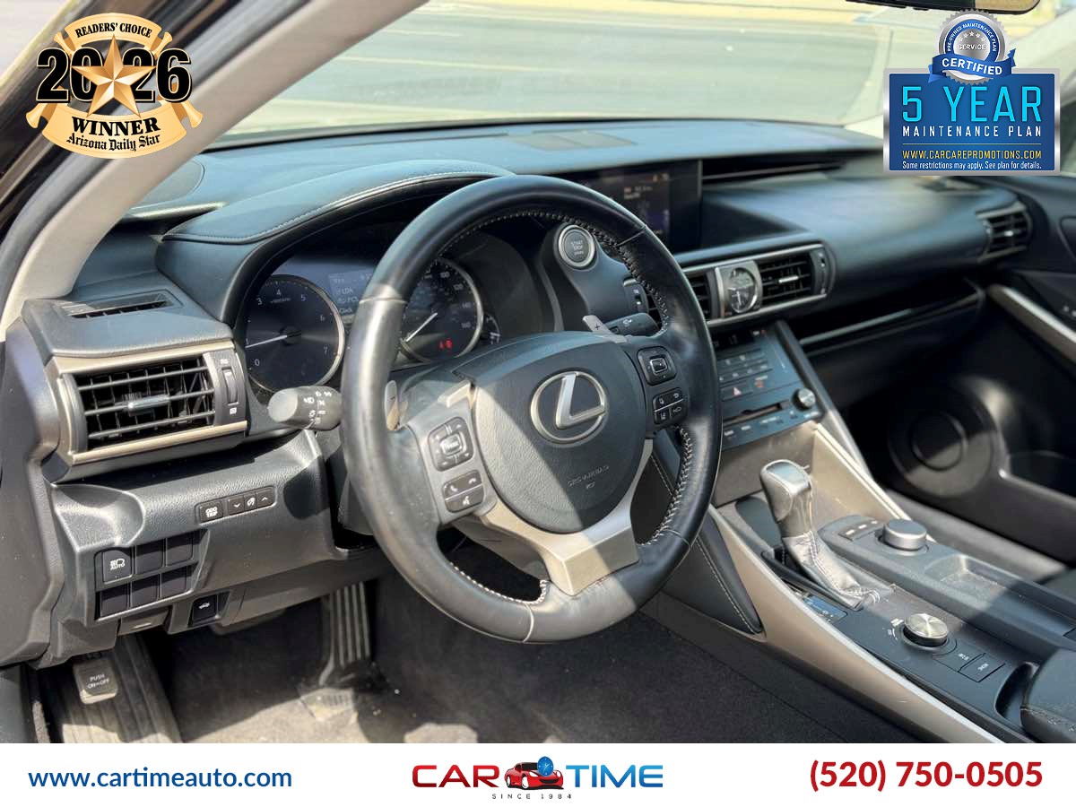 Lexus IS photo 10