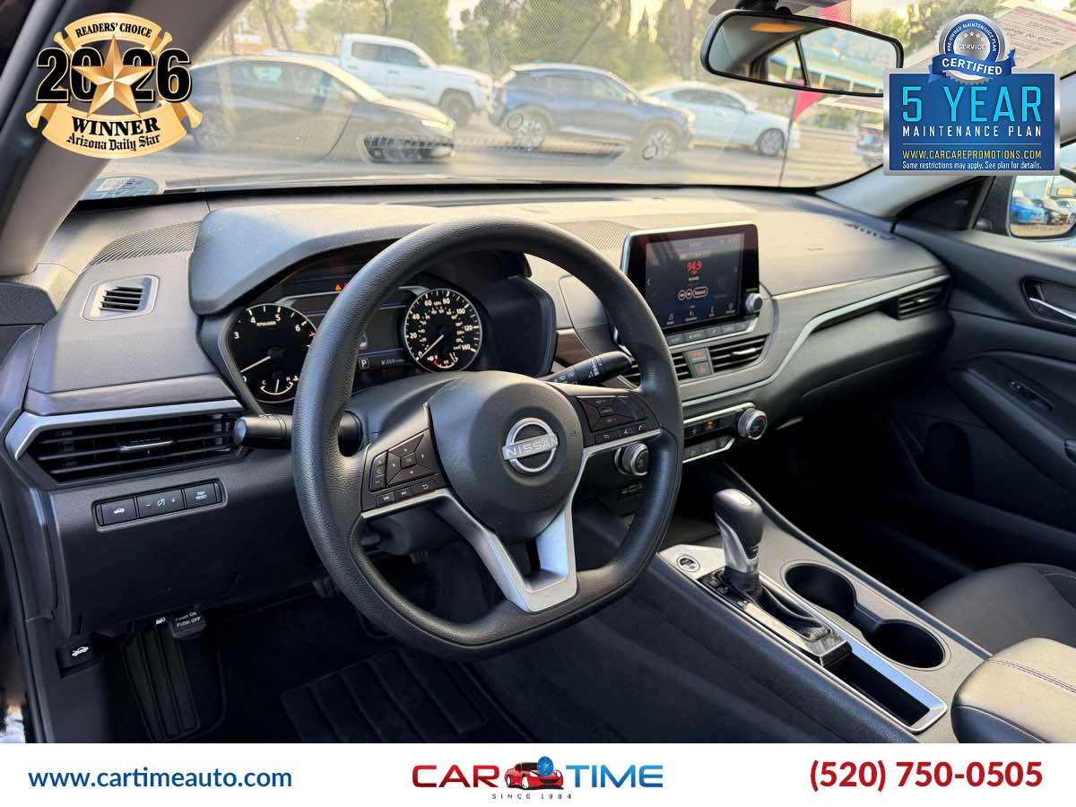Nissan Altima photo 9