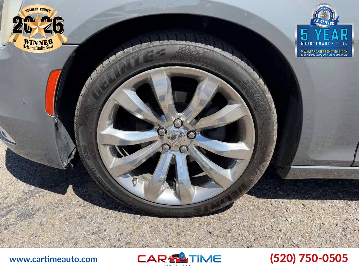 Chrysler 300 photo 6
