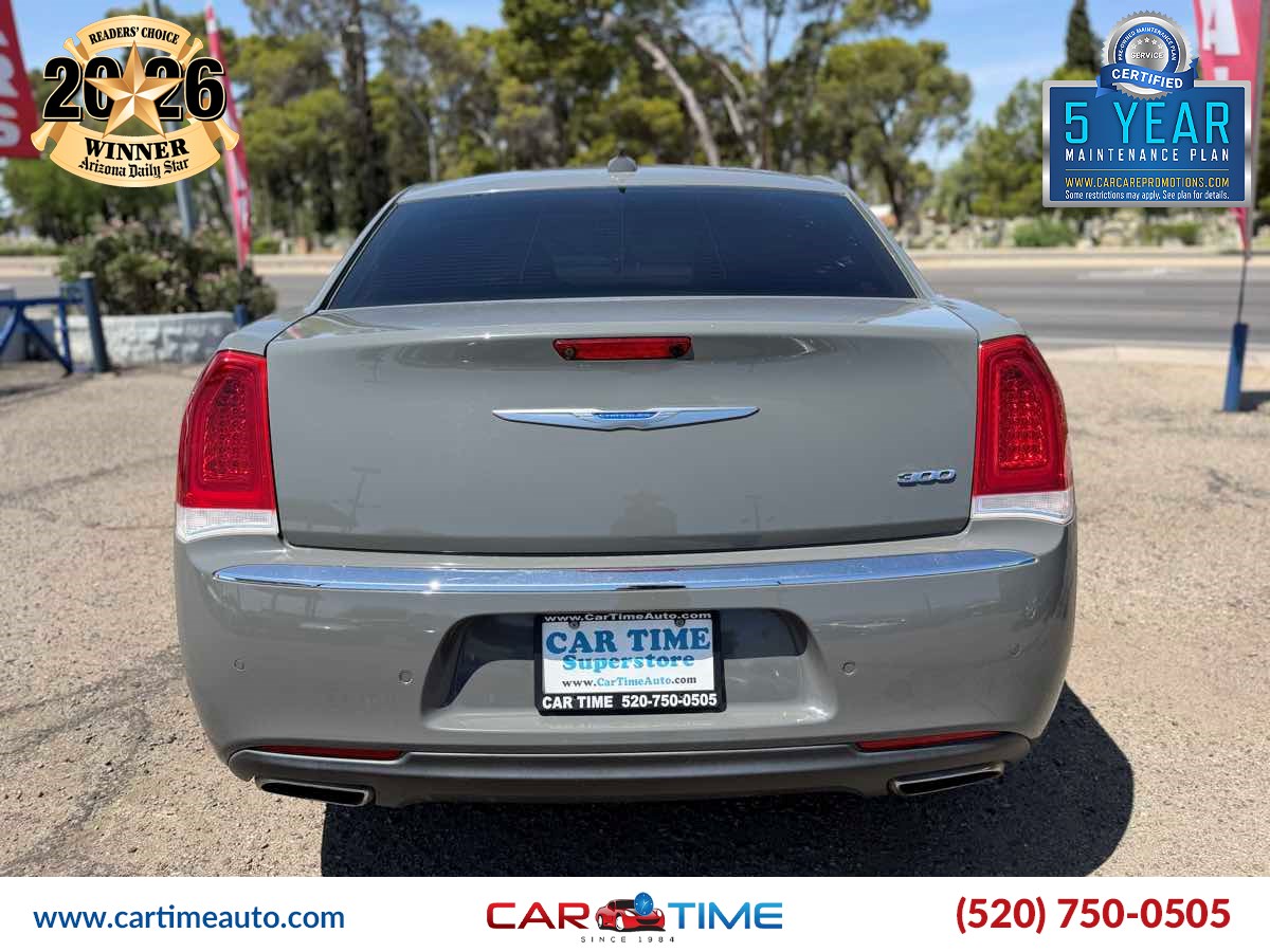 Chrysler 300 photo 5