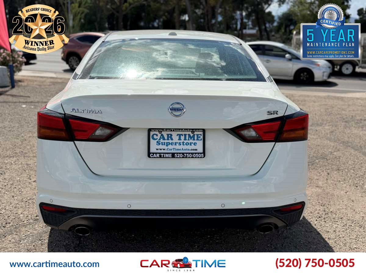 Nissan Altima photo 5