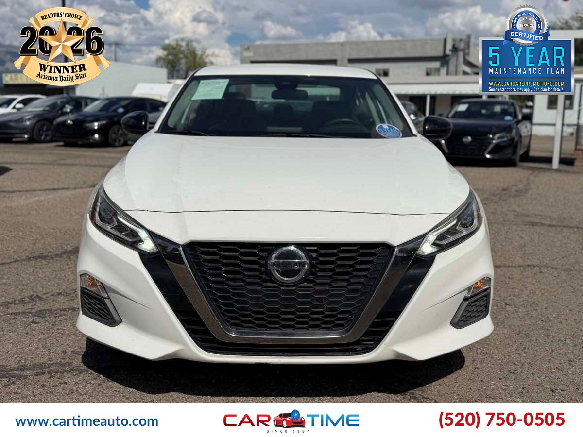 Nissan Altima photo 3