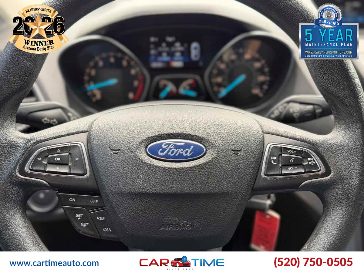 Ford Escape photo 9