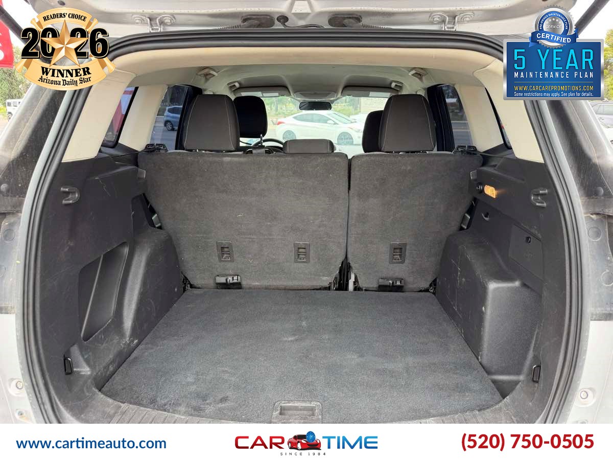 Ford Escape photo 16