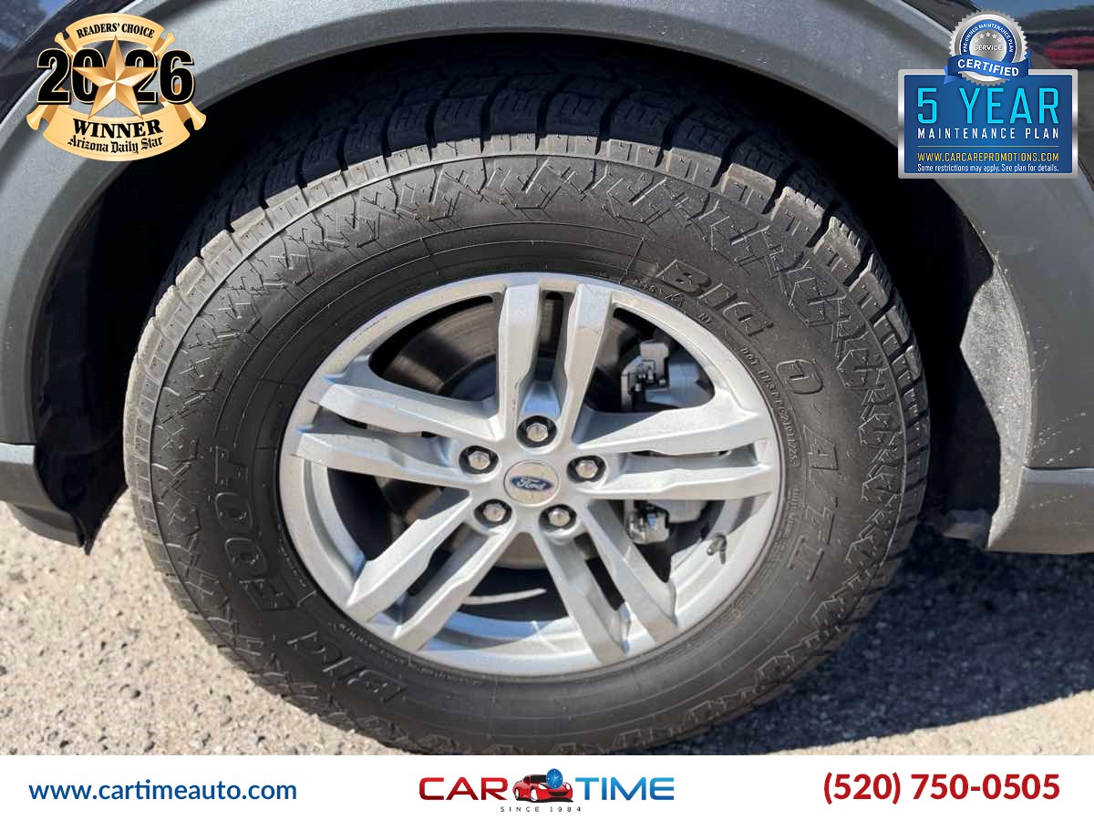 Ford Explorer photo 6