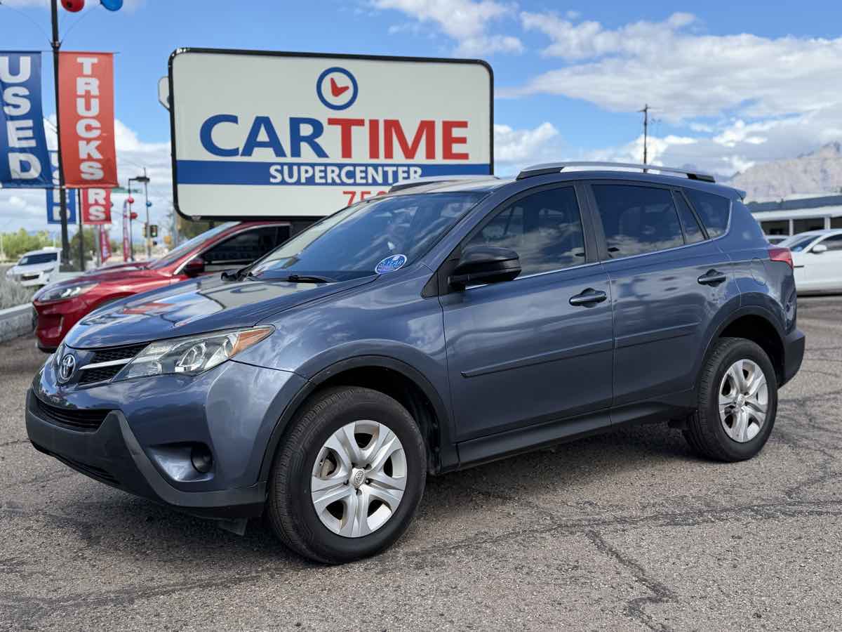 Toyota RAV4 photo 2