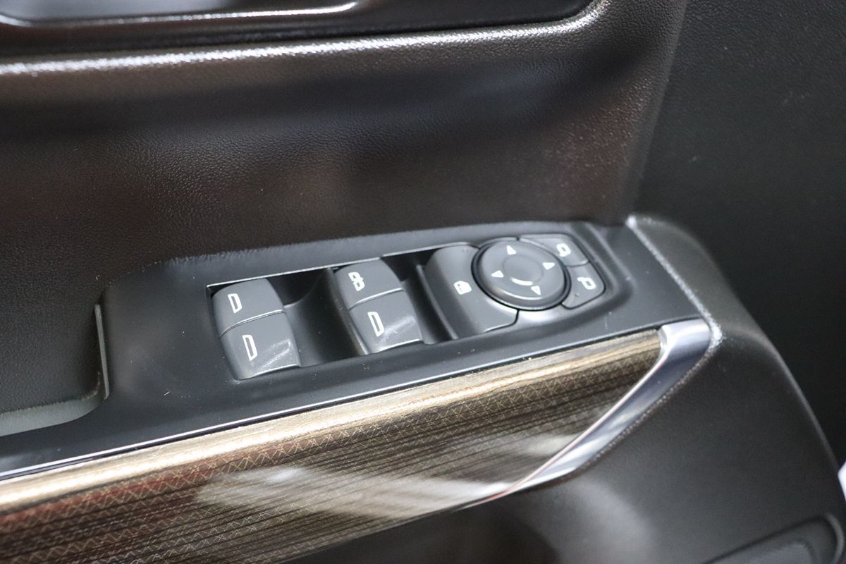 2022 Chevrolet Silverado 1500 RST photo 27