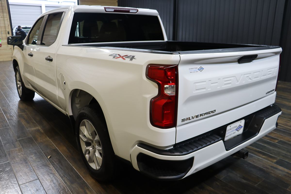 2020 Chevrolet Silverado 1500 Custom photo 5
