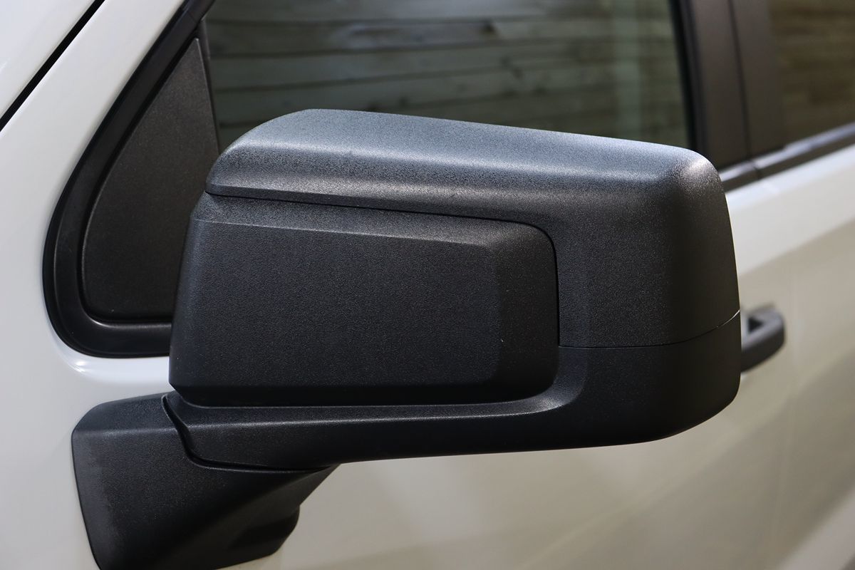 2020 Chevrolet Silverado 1500 Custom photo 12