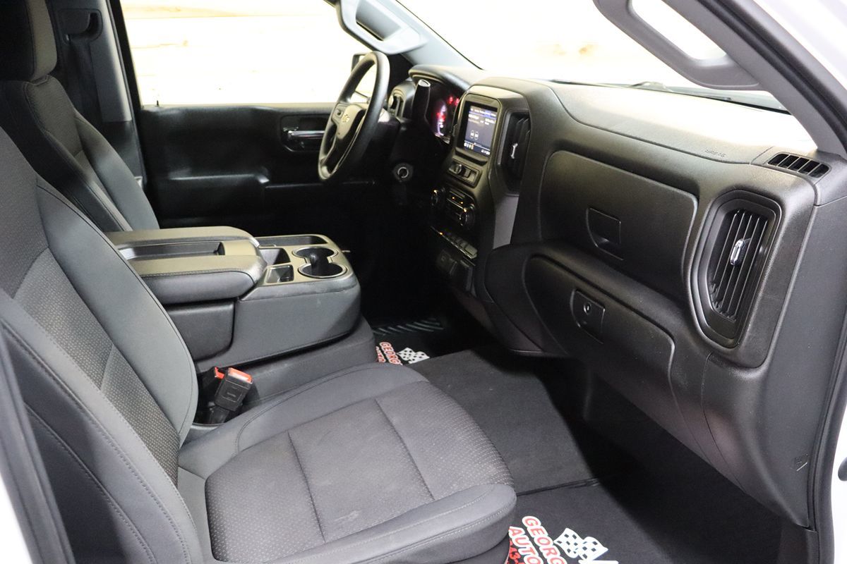 2020 Chevrolet Silverado 1500 Custom photo 37