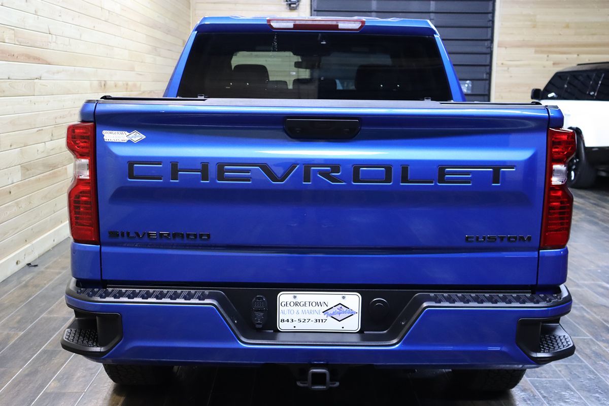 2024 Chevrolet Silverado 1500 Custom photo 2