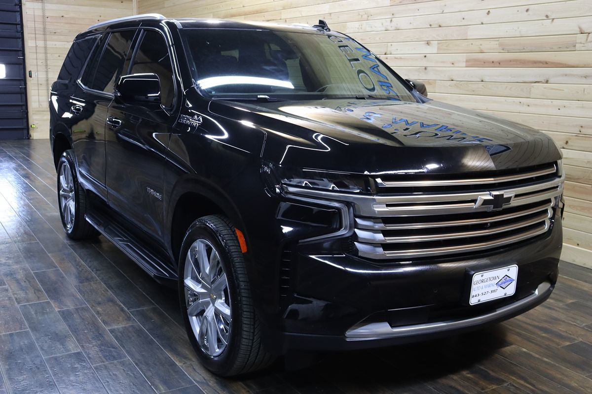 2023 Chevrolet Tahoe High Country photo 2
