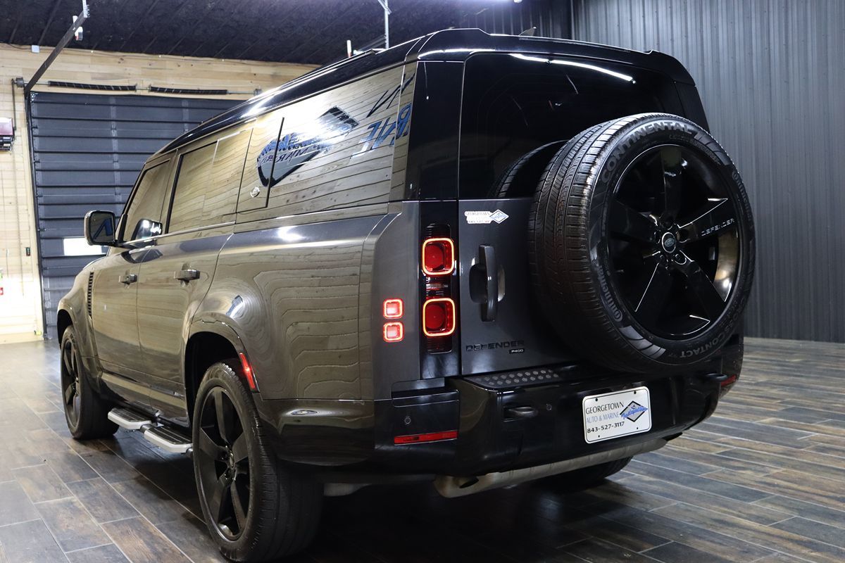 2023 Land Rover Defender X-Dynamic SE photo 4
