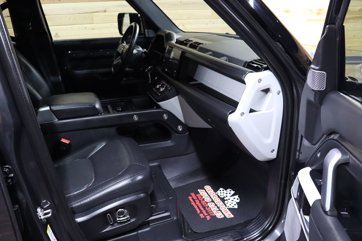 2023 Land Rover Defender X-Dynamic SE photo 58