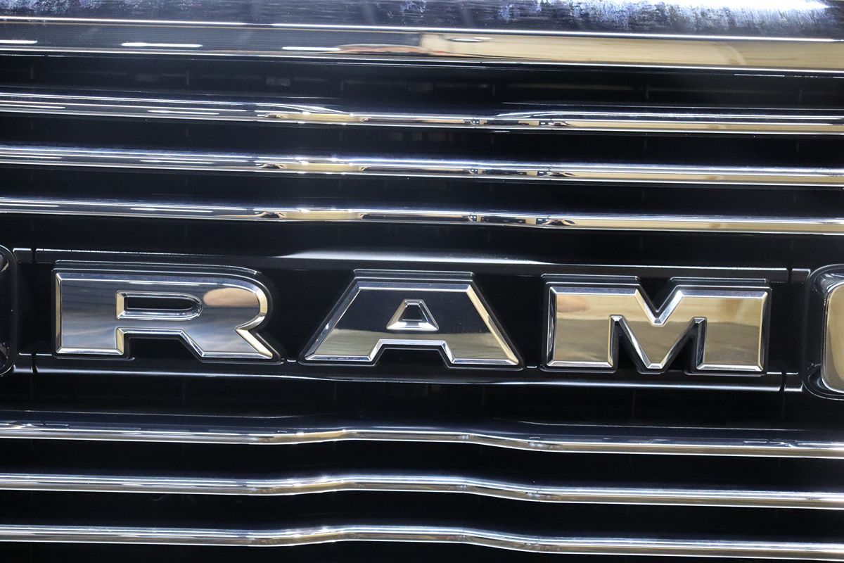 2023 Ram 2500 Laramie photo 12
