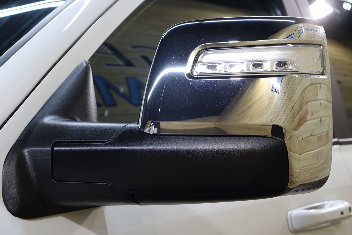 2023 Ram 2500 Laramie photo 14