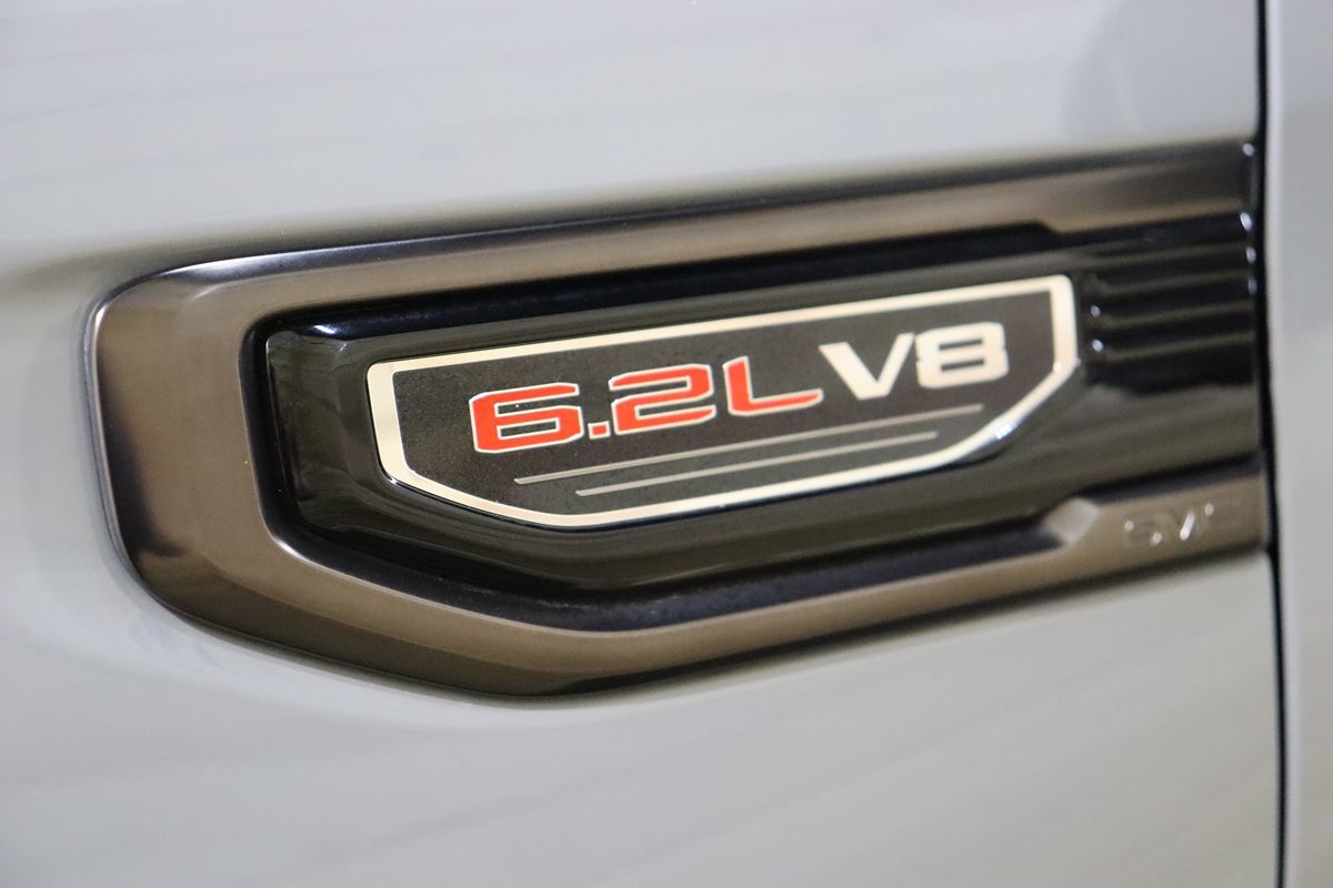 2024 GMC Sierra 1500 AT4X - Photo 18