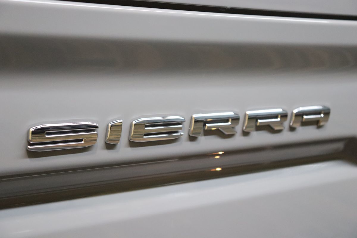 2024 GMC Sierra 1500 AT4X - Photo 25