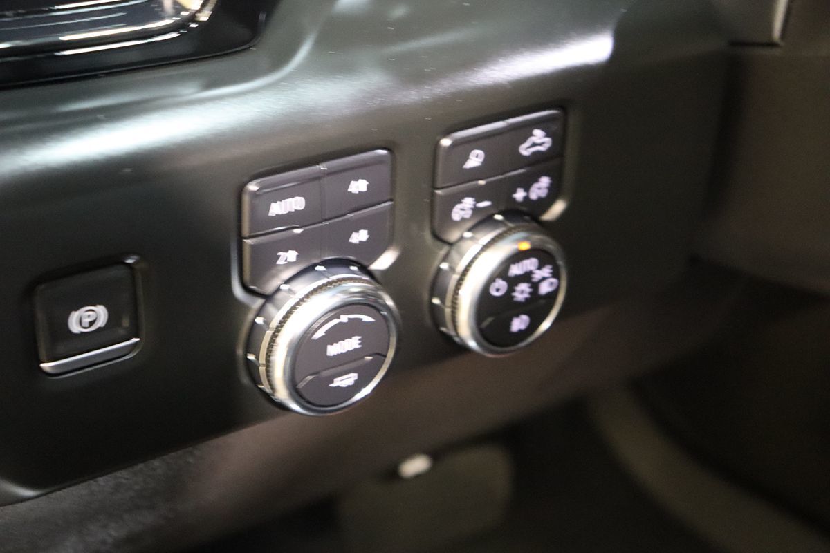 2024 Gmc Sierra 1500 AT4X photo 38