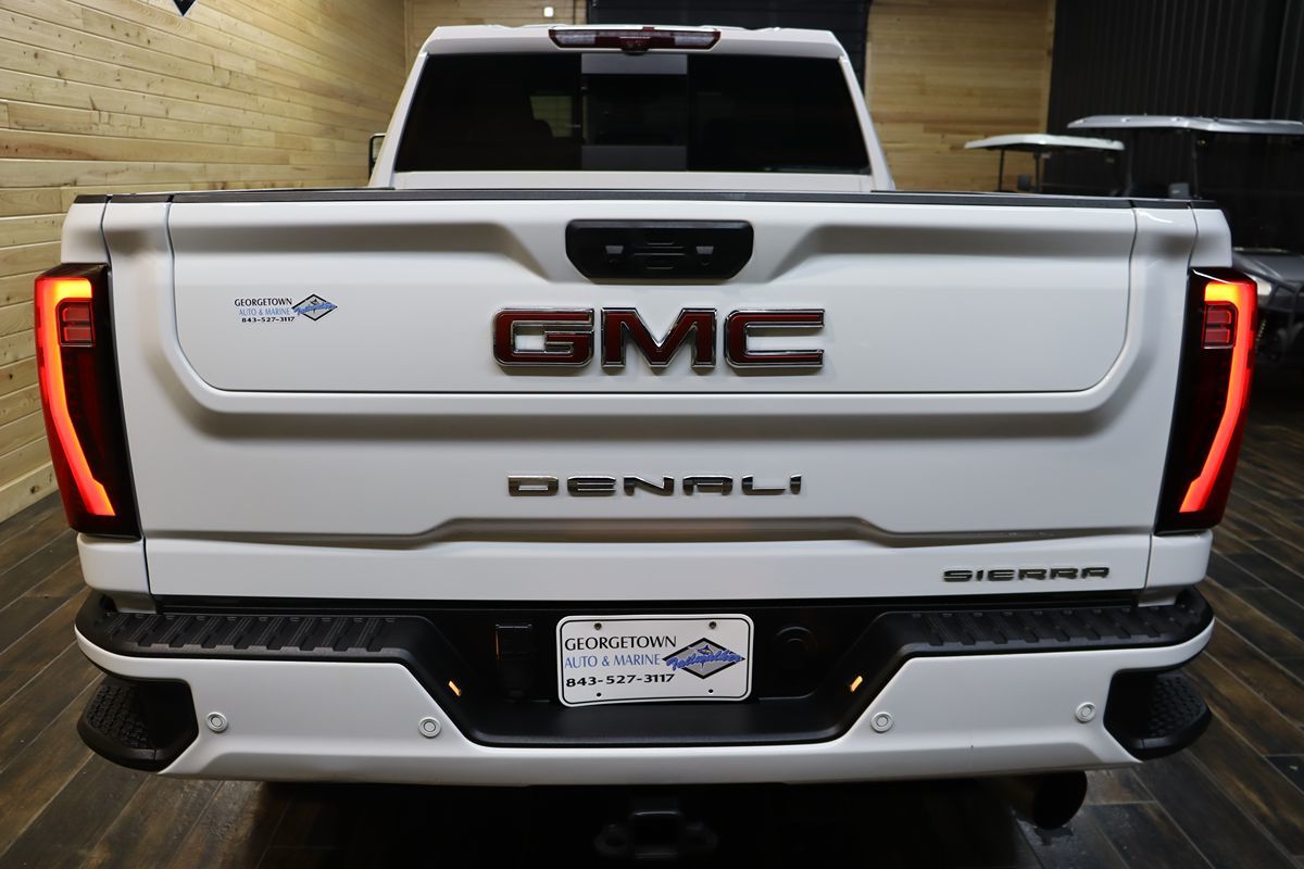 2024 Gmc Sierra HD Denali photo 4
