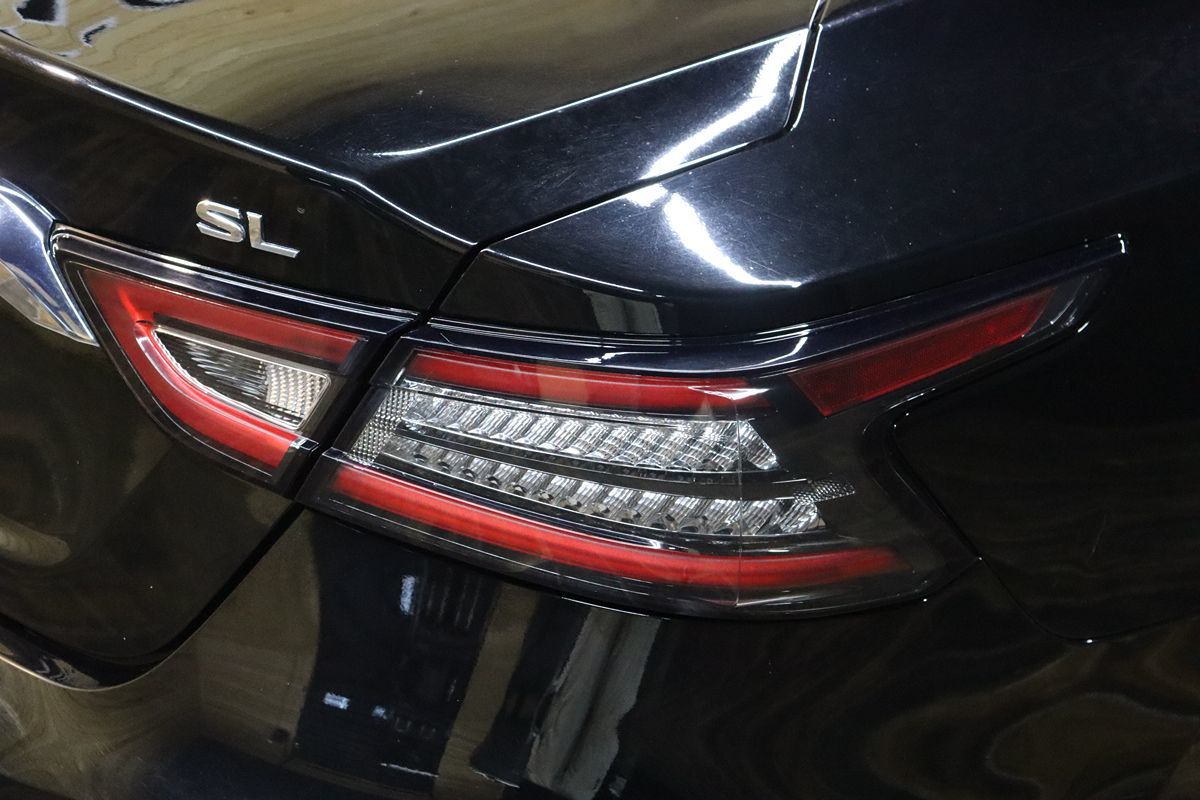 2019 Nissan Maxima SL photo 13