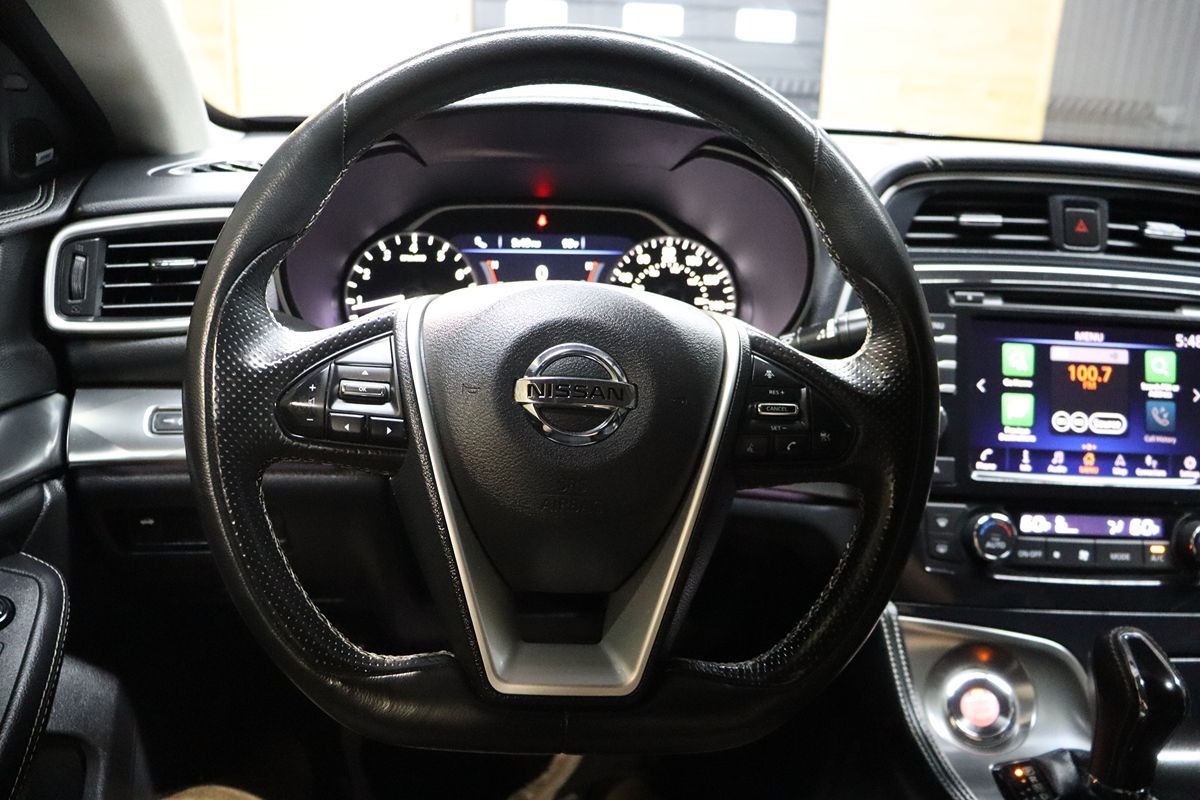2019 Nissan Maxima SL photo 33