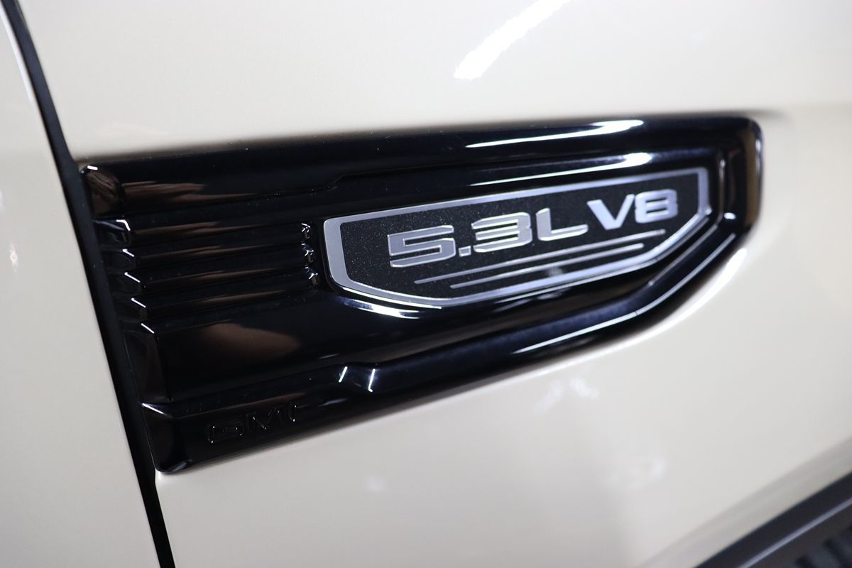 2023 GMC Sierra 1500 Elevation - Photo 9