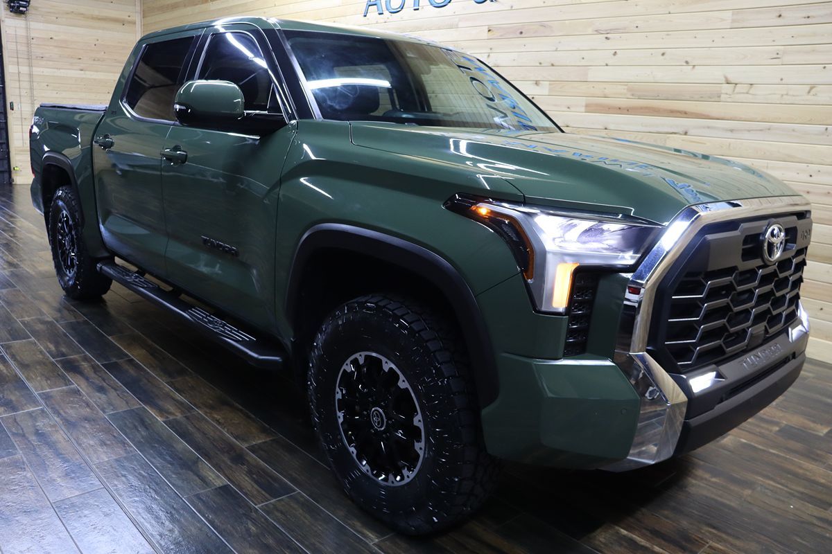 2023 Toyota Tundra SR5 photo 2