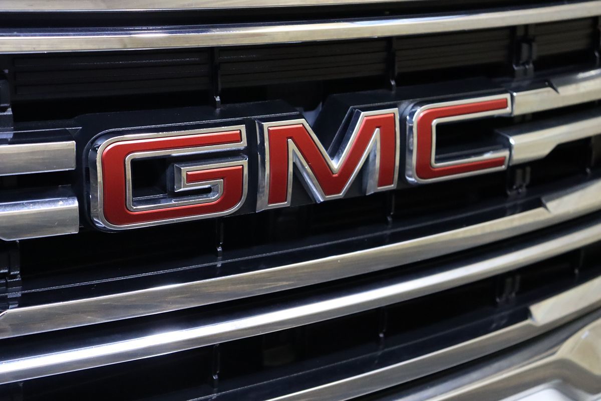 2020 Gmc Acadia SLE photo 12