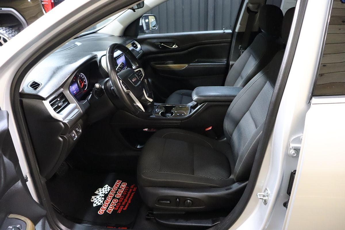2020 Gmc Acadia SLE photo 27