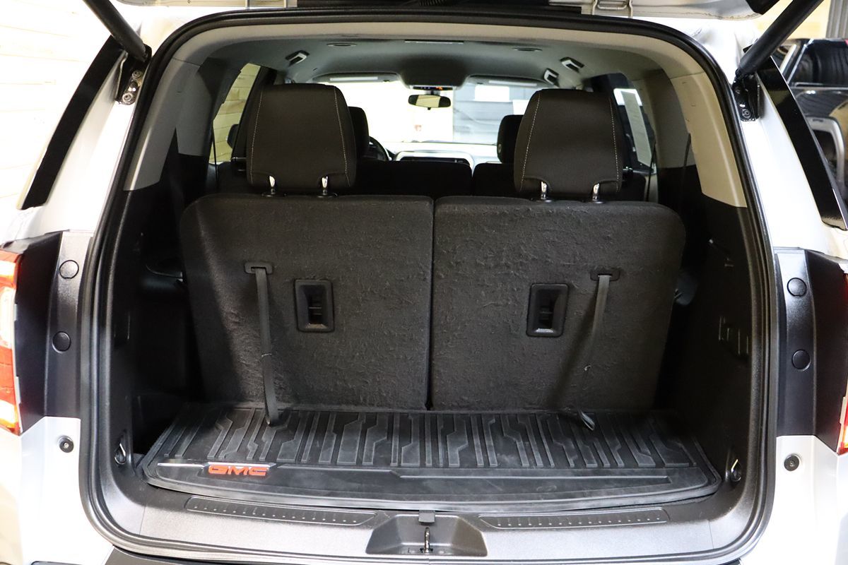 2020 Gmc Acadia SLE photo 42