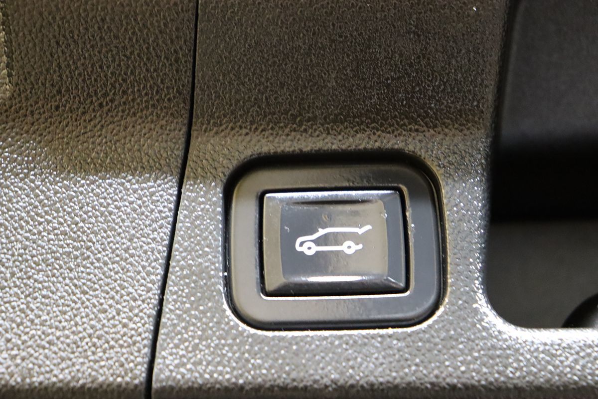 2020 Gmc Acadia SLE photo 43