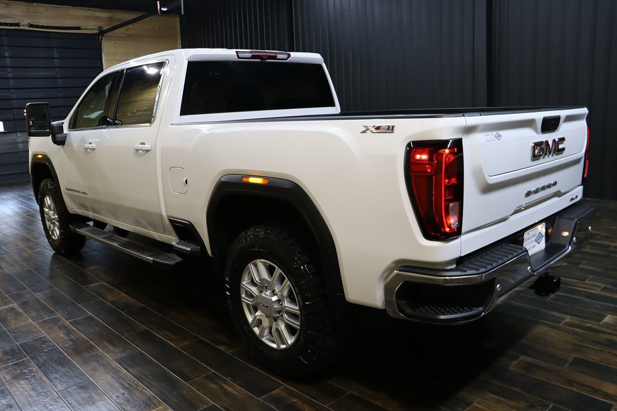 2024 Gmc Sierra HD SLE photo 3