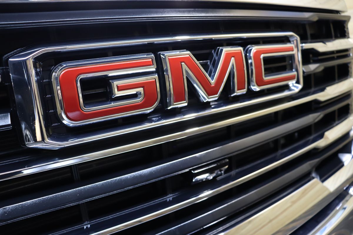 2024 GMC Sierra 2500HD SLE - Photo 17