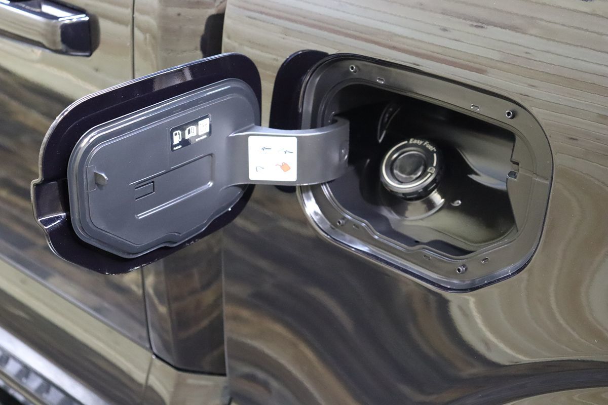 2025 Ford F-150 XLT - Photo 18