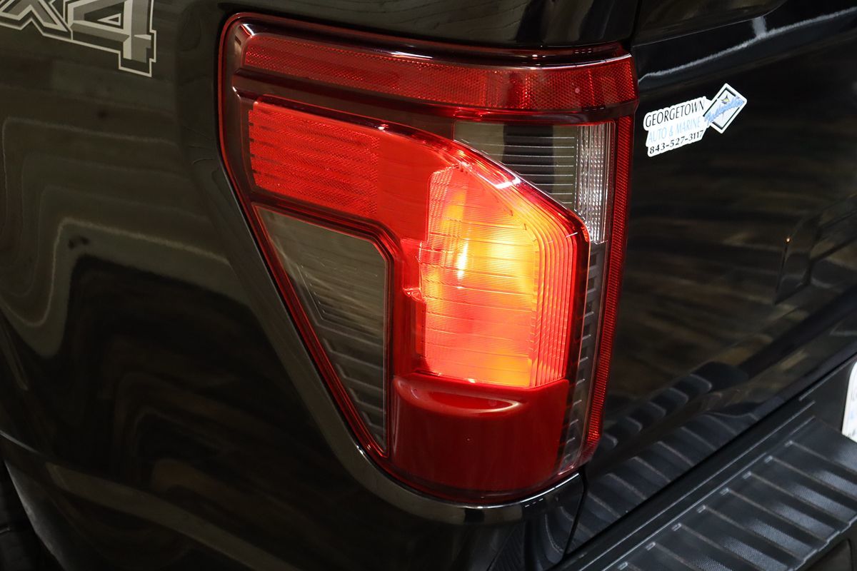 2025 Ford F-150 XLT - Photo 20
