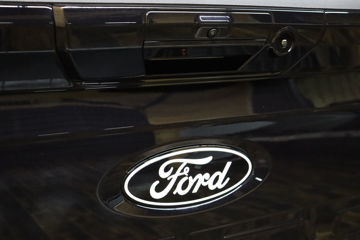 2025 Ford F-150 XLT - Photo 22