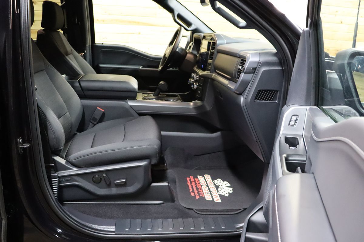 2025 Ford F-150 XLT - Photo 57