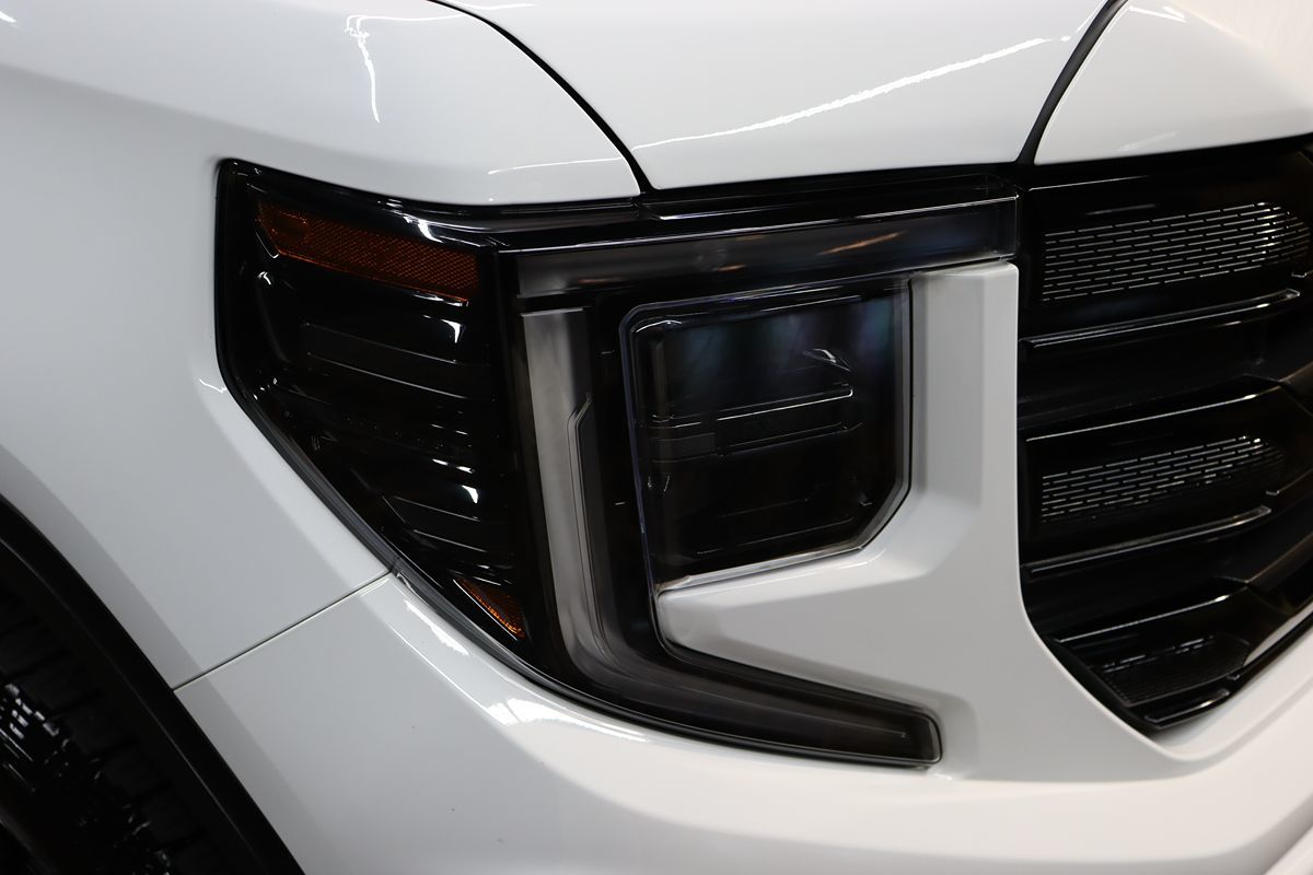 2024 GMC Sierra 1500 Elevation - Photo 11