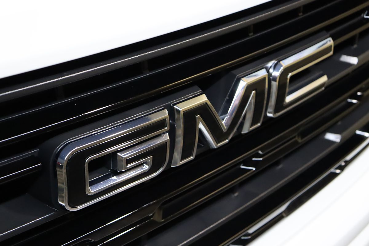 2024 GMC Sierra 1500 Elevation - Photo 12