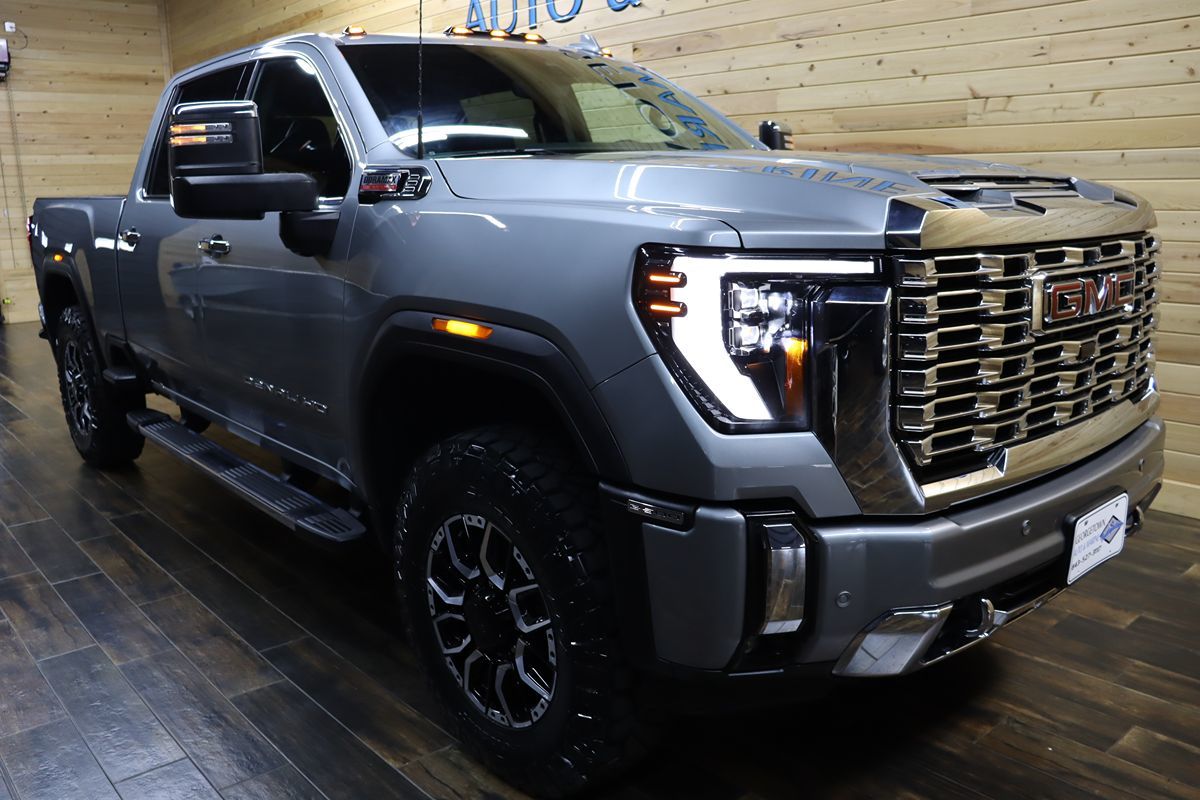 2024 Gmc Sierra HD Denali photo 2