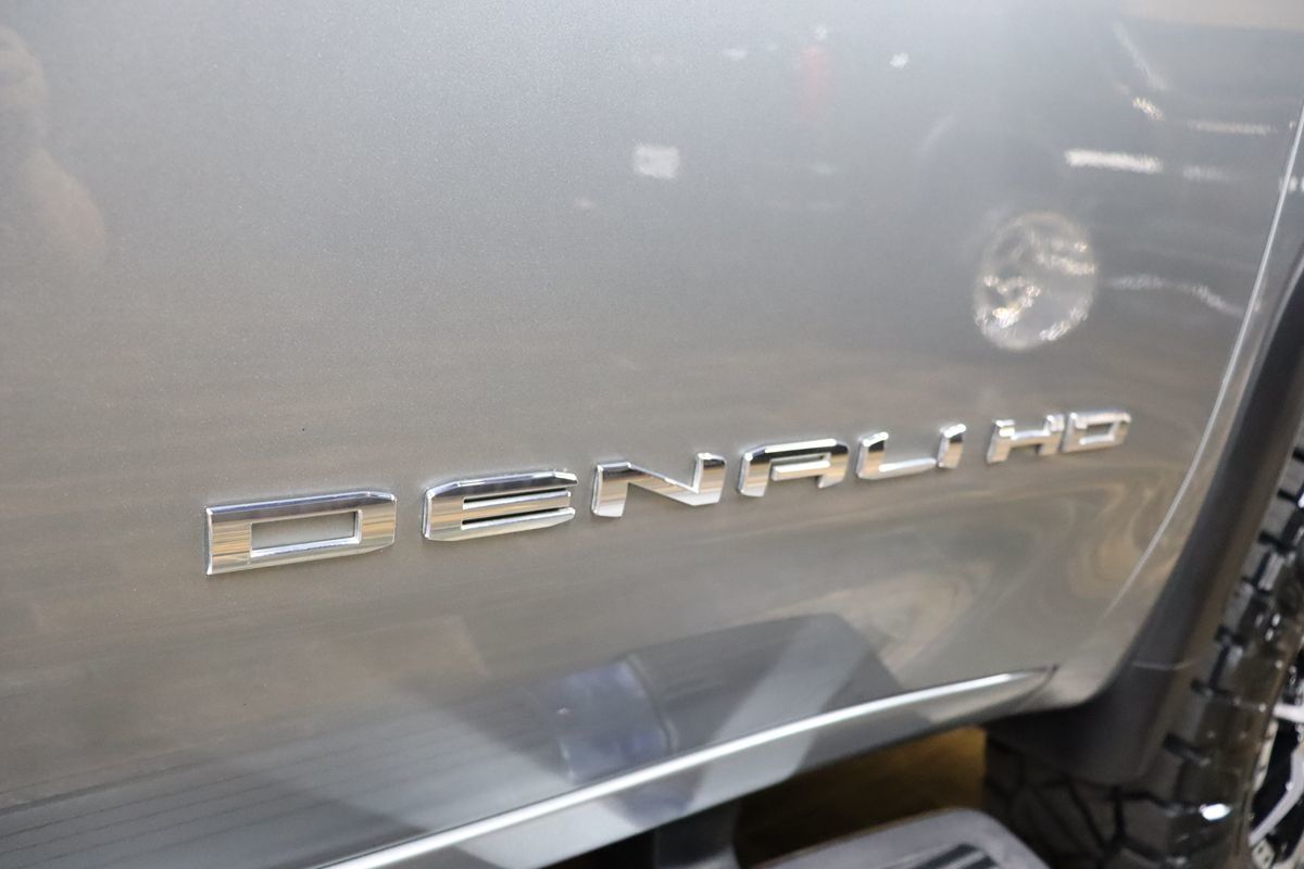 2024 GMC Sierra 2500HD Denali - Photo 10
