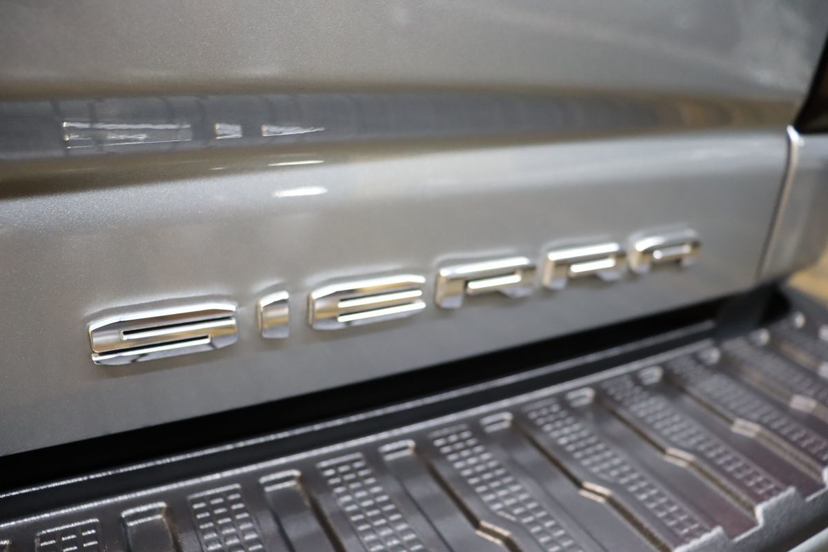 2024 GMC Sierra 2500HD Denali - Photo 30