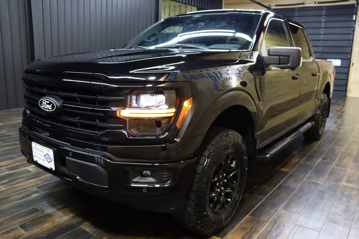 2025 Ford F-150 XLT - Photo 6