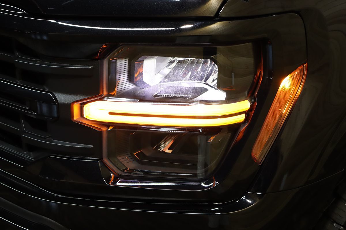 2025 Ford F-150 XLT - Photo 13