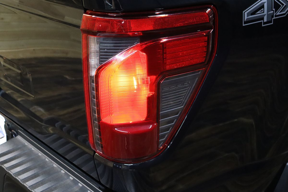 2025 Ford F-150 XLT - Photo 21