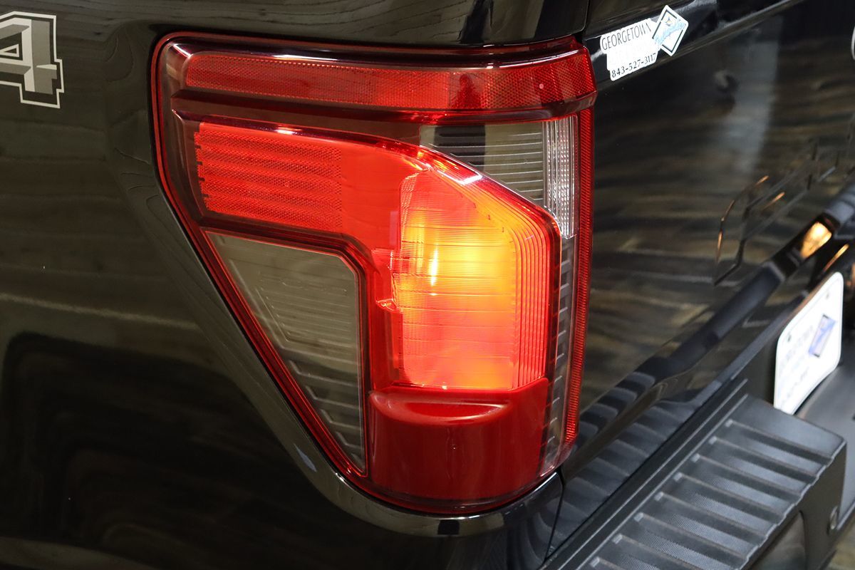 2025 Ford F-150 XLT - Photo 20